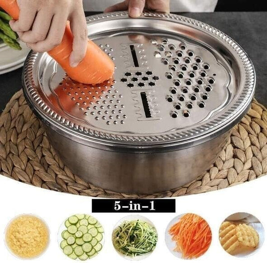 Questo set 3 in 1 comprende una ciotola, un vassoio di raccolta/scolo e una grattugia con cestello di scolo compatibile con filtro per lavare, scolare e mescolare.