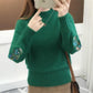 Maglia grossa in cashmere con ricamo floreale